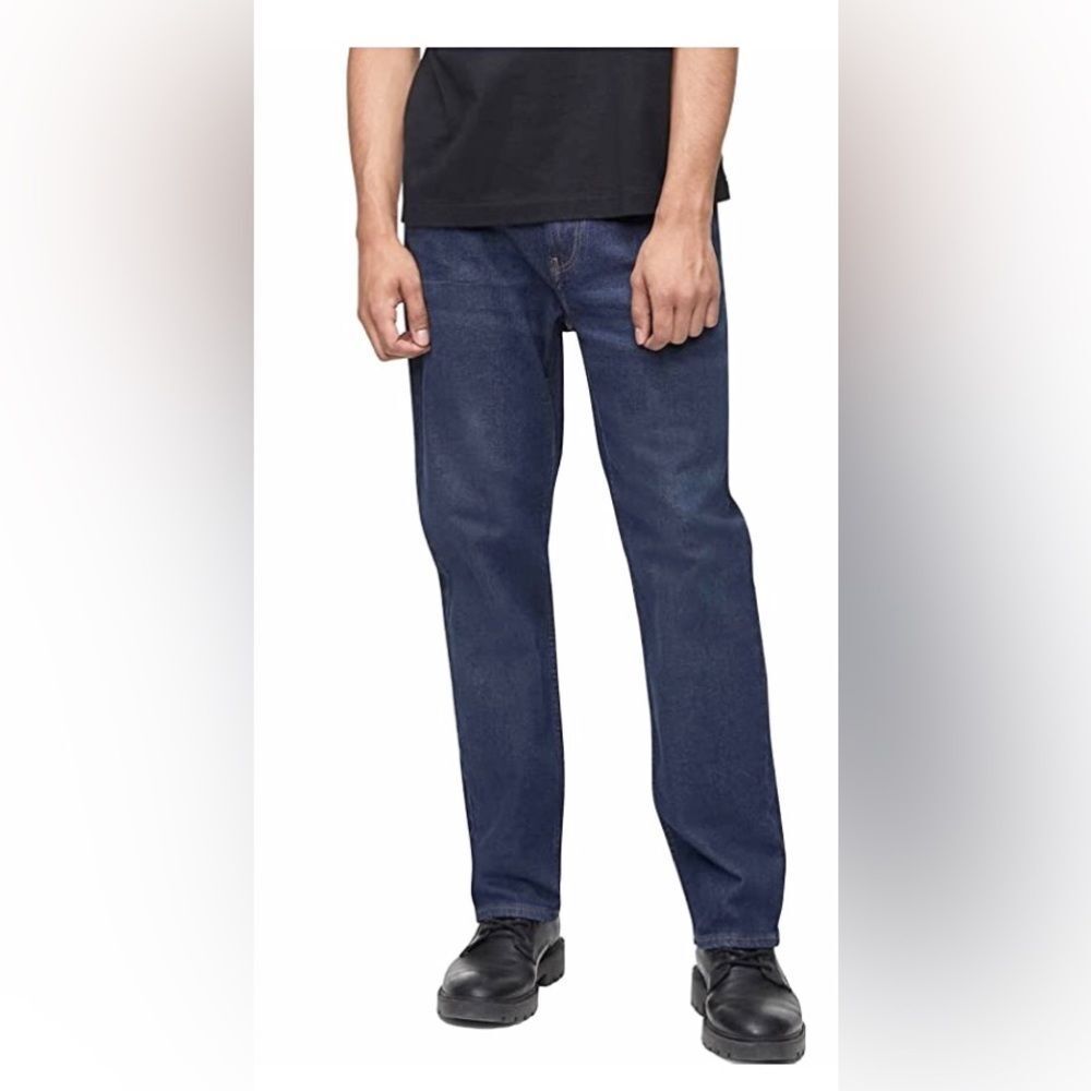 NEW Calvin Klein straight leg fit coupe store  dark wash jeans 40